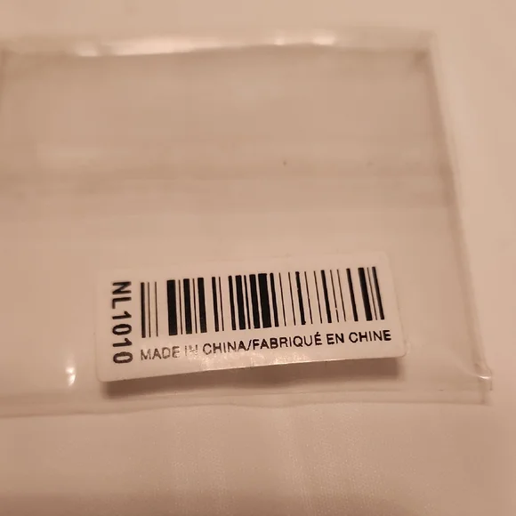 Origami Owl Silver Side Cross Necklace with Sparkling Stones - Picture 2 of 5